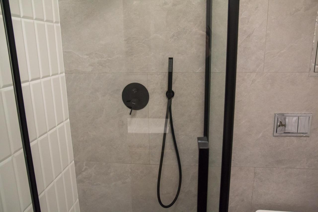 Ralf By Rentoom Apartament *